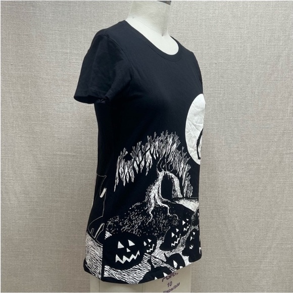 NWT Nightmare Before Christmas Short Sleeve Top - Picture 3 of 7